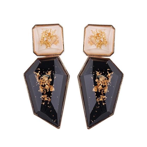 Zara Gold Fleck Black Earrings ๐ BUNDLE EARRINGS - 3/$55 OR 5/$70 ๐ - Picture 1 of 1